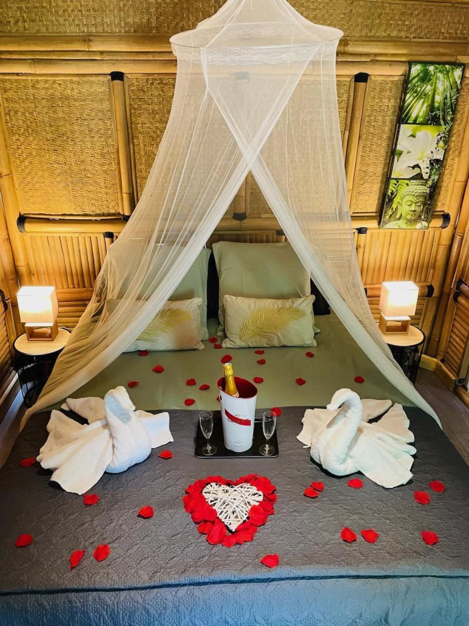 Suite Bambou Bien-Etre A Bali - Le Soleil Des Cevennes Saint-Jean-du-Gard Eksteriør bilde